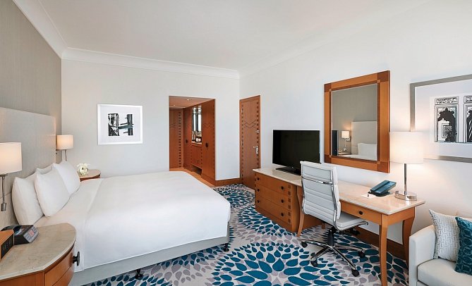 Hilton Dubai Jumeirah Resort - Wohnbeispiel Deluxe Partial Sea View Room (Zimmercodierungen UD2, UT1 & UT2)