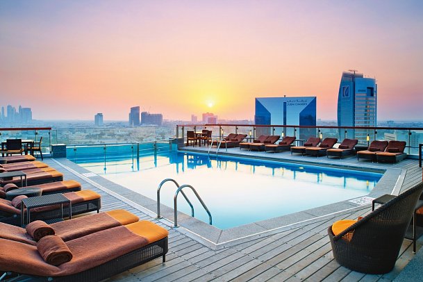 Golden Sands Hotel Creek