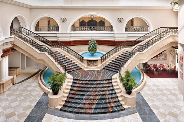 Mövenpick Hotel & Apartments Bur Dubai
