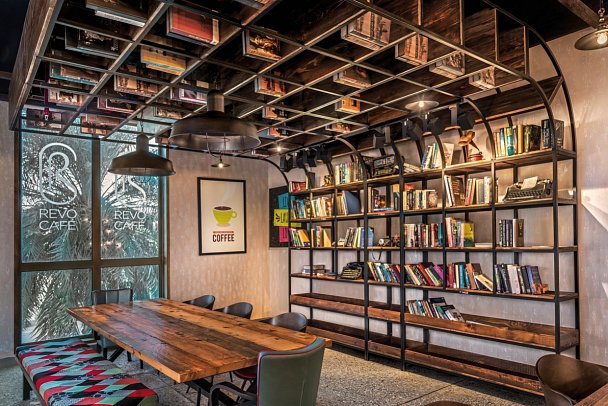 OAKS Ibn Battuta Gate