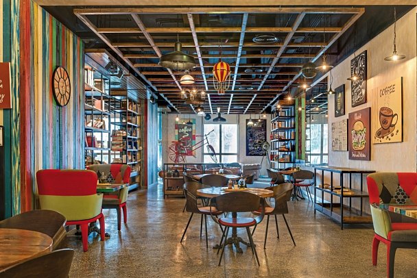 OAKS Ibn Battuta Gate