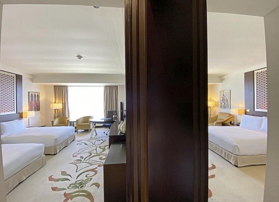 Conrad Dubai - Wohnbeispiel Family Room (Zimmercodierung FB1)