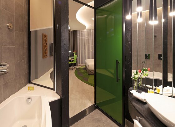 Al Khoory Sky Garden Hotel - Beispiel Bad