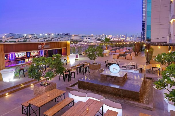 Radisson Blu Hotel Barsha Heights