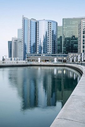 Radisson Blu Hotel, Dubai Waterfront