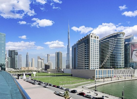 Radisson Blu Hotel, Dubai Waterfront