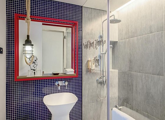 Hampton By Hilton Dubai Al Seef