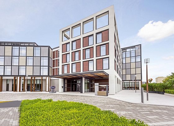 Hampton By Hilton Dubai Al Seef