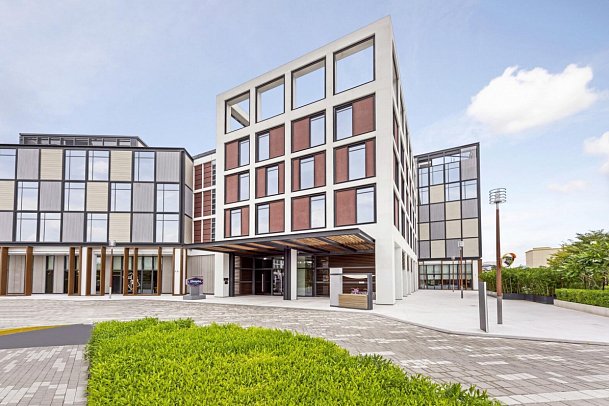 Hampton By Hilton Dubai Al Seef