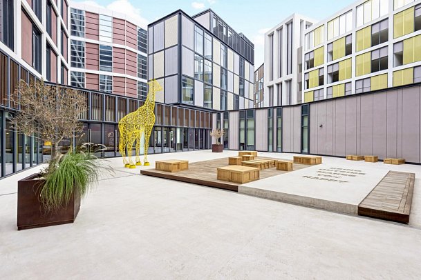 Hampton By Hilton Dubai Al Seef