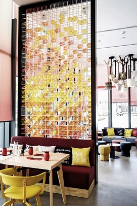 Canopy by Hilton Dubai Al Seef - Restaurant Skafos