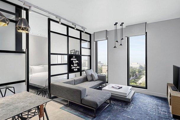 Canopy by Hilton Dubai Al Seef - Wohnbeispiel King one Bed Bedroom Suite with Creek View (Zimmercodierung AB2)