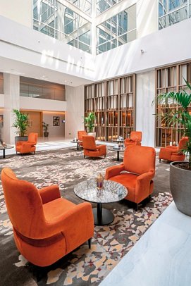 Grand Cosmopolitan Hotel