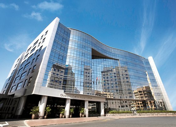 Grand Cosmopolitan Hotel