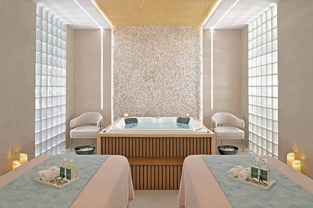 Swissotel Al Murooj Dubai