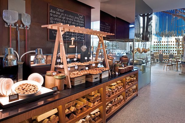 InterContinental Dubai Festival City