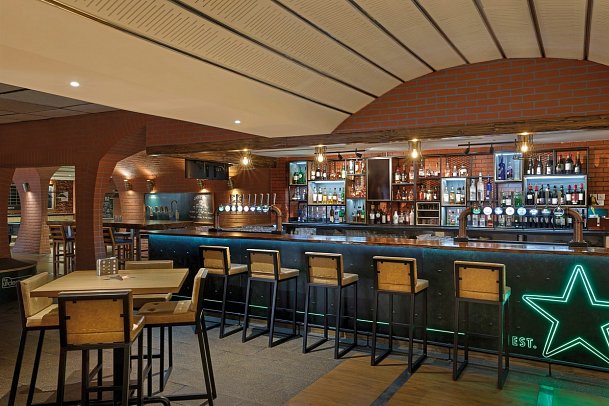 Al Habtoor Grand Resort, Autograph Collection