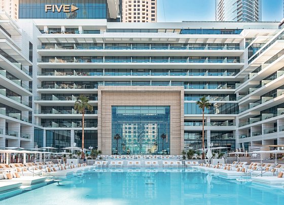 FIVE LUXE JBR