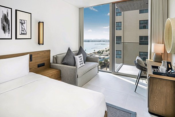 Radisson Beach Resort Palm Jumeirah - Wohnbeispiel Superior Room Partial Sea View (Zimmercodierung DSN)