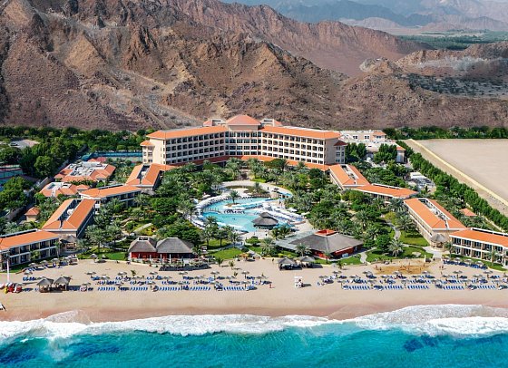 Fujairah Rotana Resort & Spa Al Aqah Beach