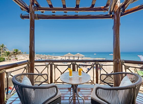 Fujairah Rotana Resort & Spa Al Aqah Beach