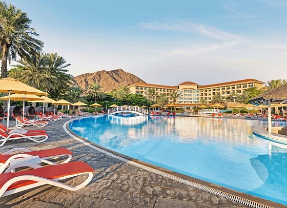 Fujairah Rotana Resort & Spa Al Aqah Beach