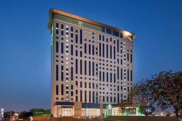 Holiday Inn Dubai Festival City