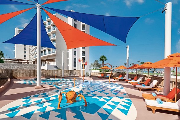 JA The Resort – JA Palm Tree Court