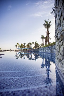 JA The Resort – JA Palm Tree Court