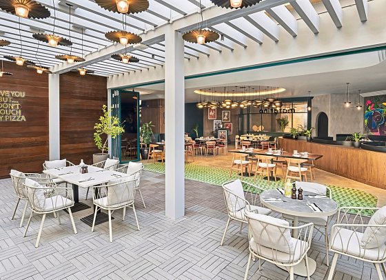JA Ocean View Hotel - Motorino