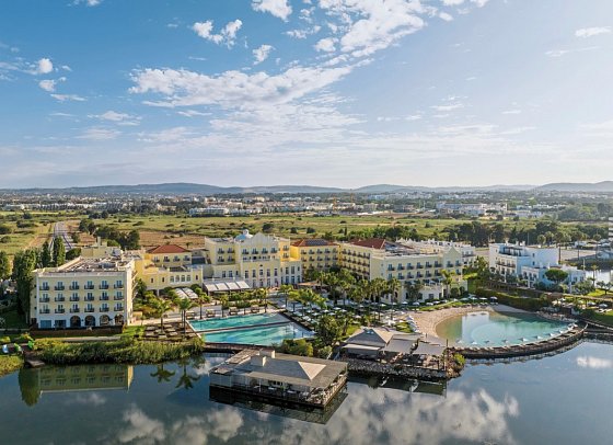 Domes Lake Algarve, Autograph Collection