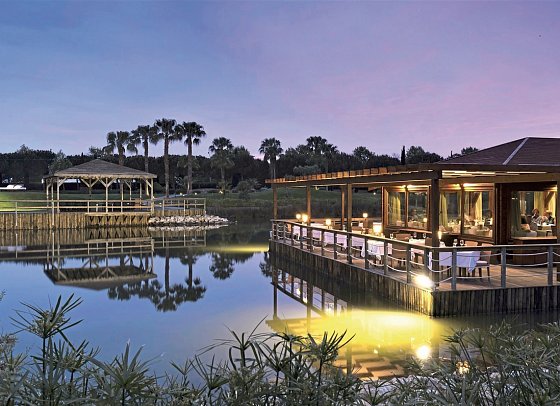 Domes Lake Algarve, Autograph Collection - Restaurant Makris on the lake