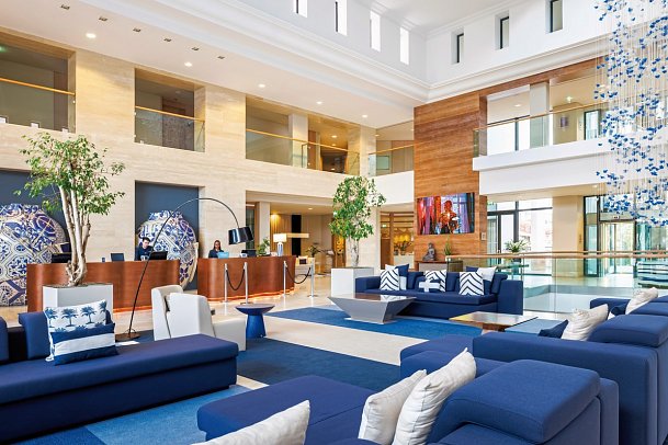 Hilton Vilamoura As Cascatas Golf Resort & Spa