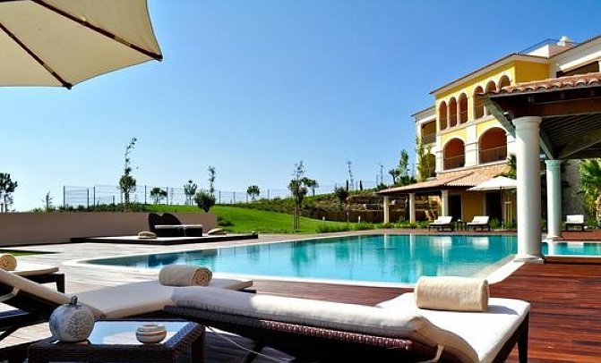 Cascade Wellness Resort - 