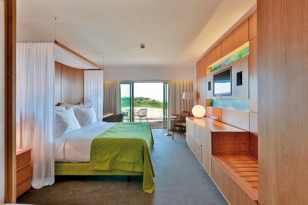 EPIC SANA Algarve - Wohnbeispiel Doppelzimmer Deluxe seitl. Meerblick (Zimmercodierung UD3)