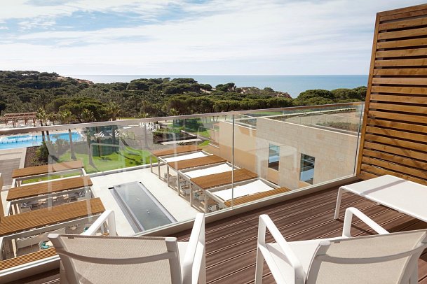 EPIC SANA Algarve - Wohnbeispiel Doppelzimmer Deluxe seitl. Meerblick (Zimmercodierung UD3)