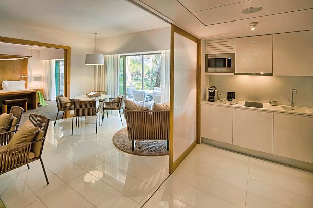 EPIC SANA Algarve - Wohnbeispiel Suite Deluxe Gartenblick (Zimmercodierung WBG)