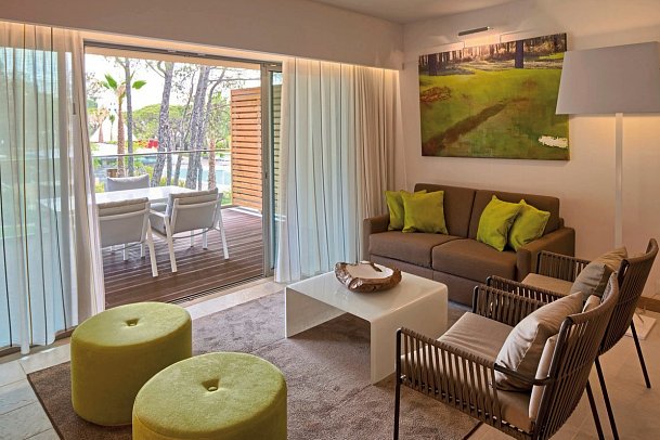 EPIC SANA Algarve - Wohnbeispiel Suite Home Poolblick (Zimmercodierung WB3)