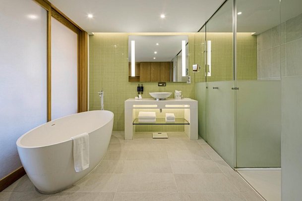 EPIC SANA Algarve - Beispiel Bad Suite Home (Zimmercodierungen WB2 & WB3)
