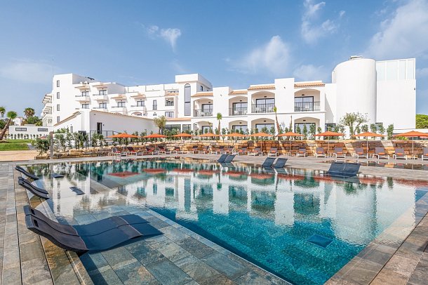 Regency Salgados Hotel & Spa