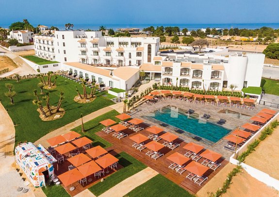 Regency Salgados Hotel & Spa