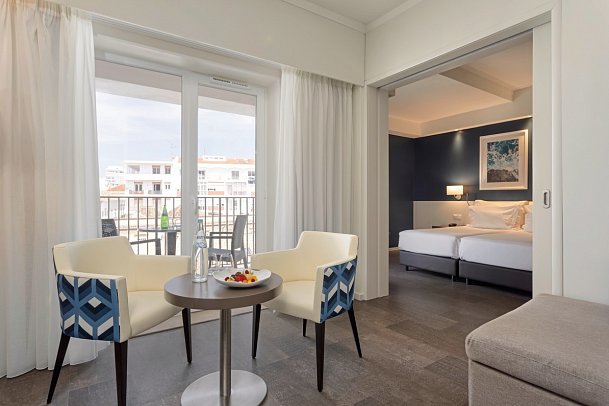 AP Eva Senses - Wohnbeispiel Suite Stadtblick (Zimmercodierung WB1)