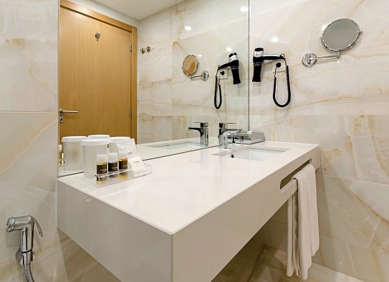 Turim Presidente Hotel - Beispiel Bad (Zimmercodierungen DB1, DB2, DBC, D1C & DBM)