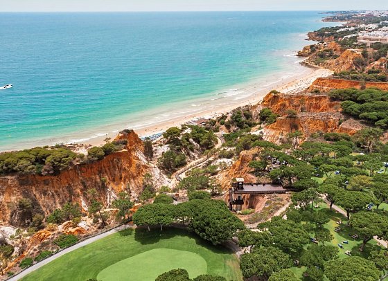 Pine Cliffs Hotel & Pine Cliffs Ocean Suites