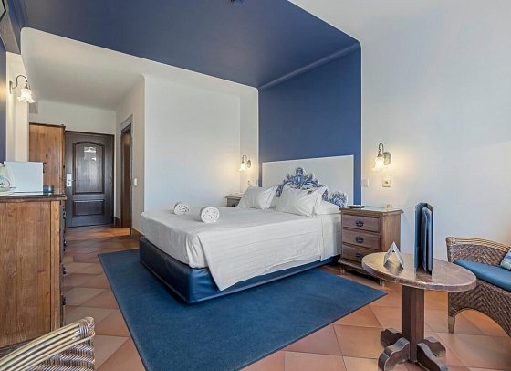 Dom Manuel I - Wohnbeispiel Doppelzimmer Classic Poolblick (Zimmercodierung DBP)
