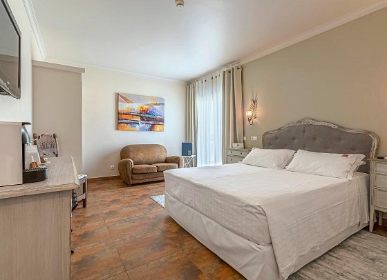 Dom Manuel I - Wohnbeispiel Doppelzimmer Standard Stadtblick (Zimmercodierung D1L)