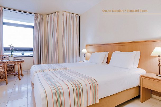 Auramar Beach Resort - Wohnbeispiel Doppelzimmer seitl. Meerblick (Zimmercodierung DBN)