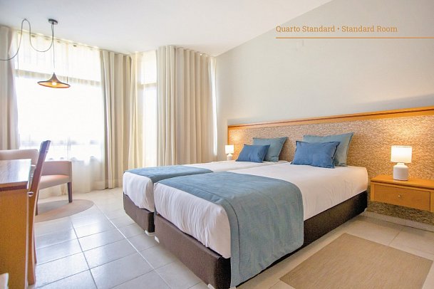 Auramar Beach Resort - Wohnbeispiel Doppelzimmer seitl. Meerblick (Zimmercodierung DBN)
