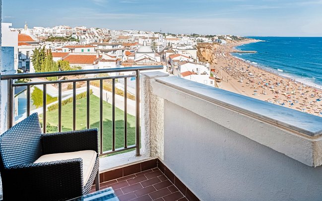 Rocamar Exclusive Hotel & Spa - Beispiel Balkon Doppelzimmer Superior (Zimmercodierung DSM)