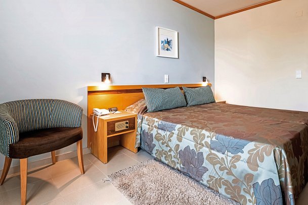 Rocamar Exclusive Hotel & Spa - Wohnbeispiel Doppelzimmer Landblick ohne Balkon (Zimmercodierung DPL)